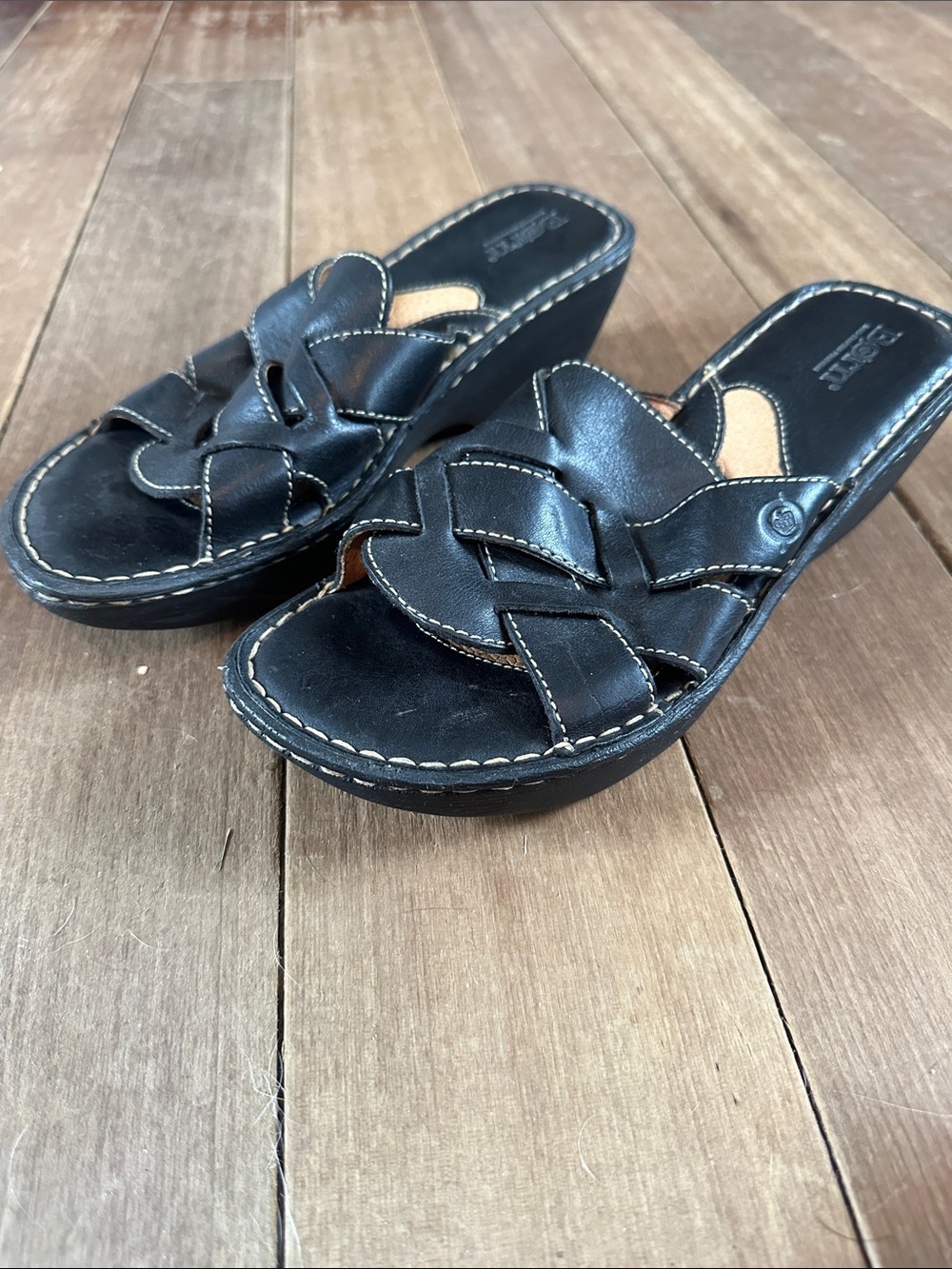 Born black womens wedge sandals size 9